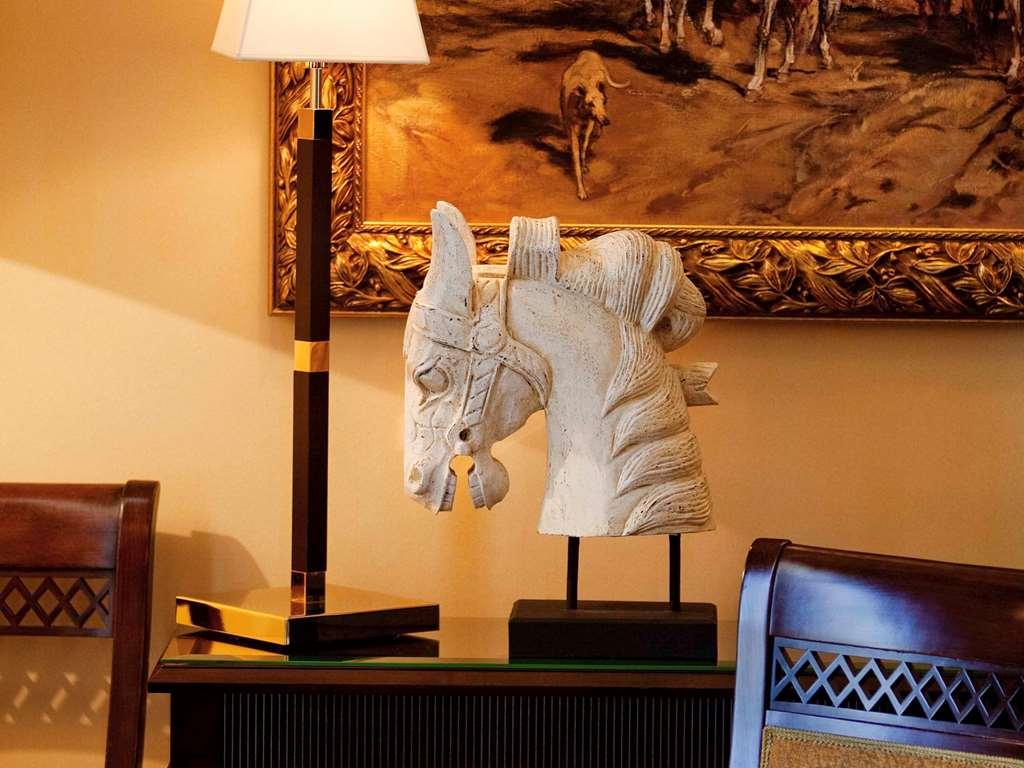 Royal Hotel Oran - Mgallery By Sofitel 객실 사진