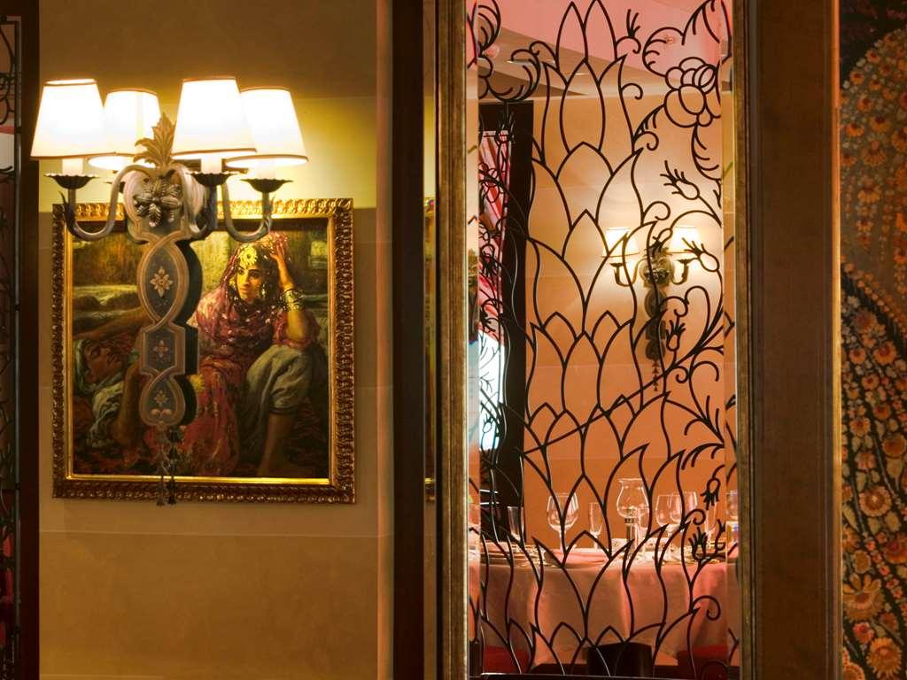 Royal Hotel Oran - Mgallery By Sofitel 레스토랑 사진